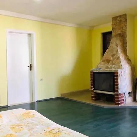 Modern House For Rent *