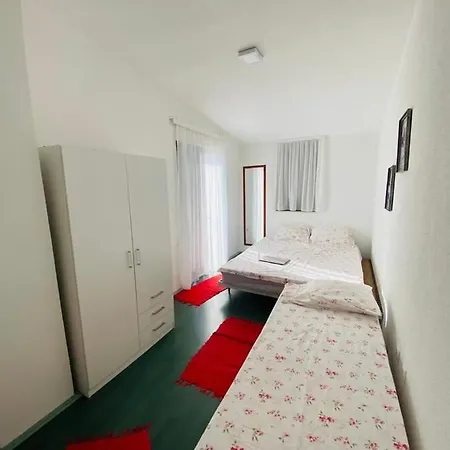 Vikendica Modern House For Rent *